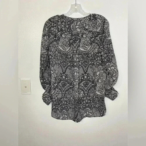 Simply Vera Vera Wang Roll Tab Blouse - Picture 5 of 8